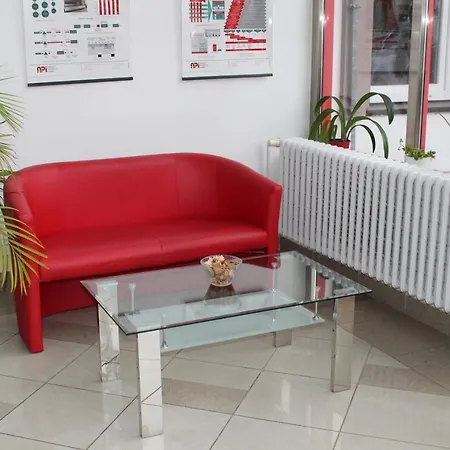 Na Spejcharu, Zelevcice Проживание в семье *