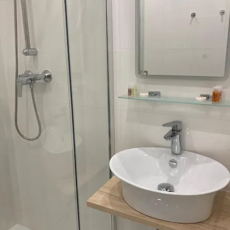 Na Spejcharu, Zelevcice