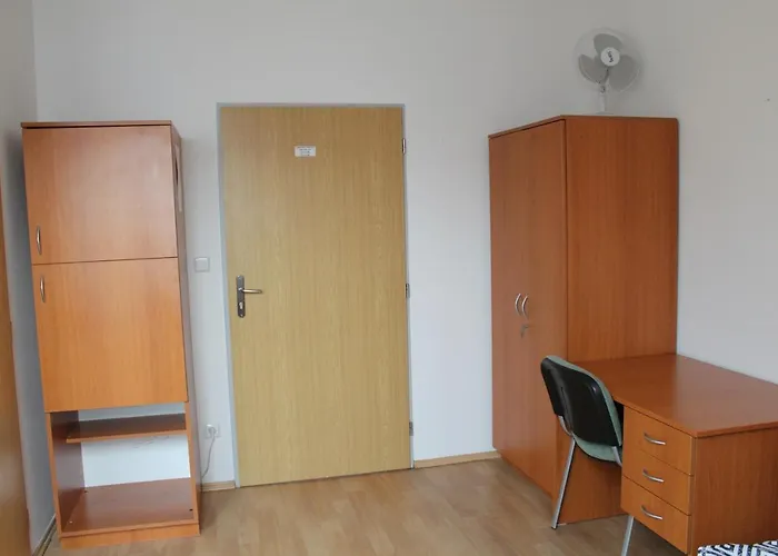 Na Spejcharu, Zelevcice Slany